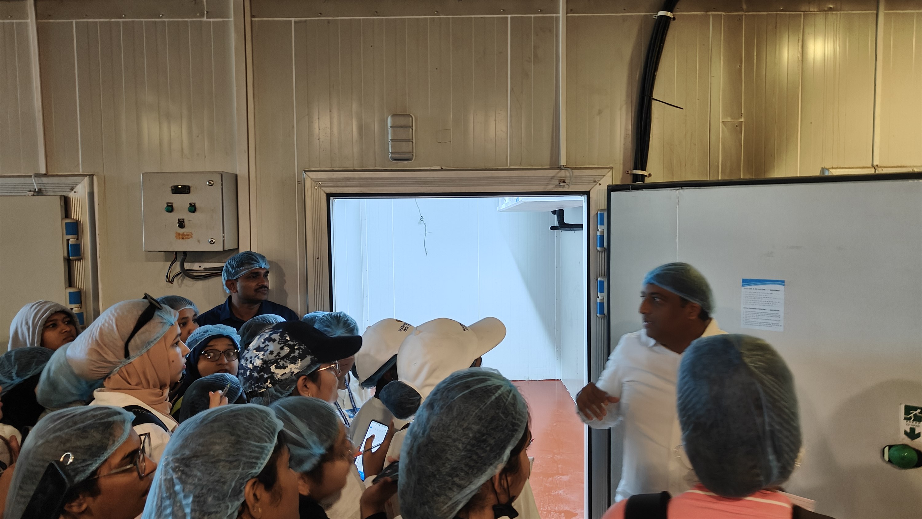 Industrial visit photo 18